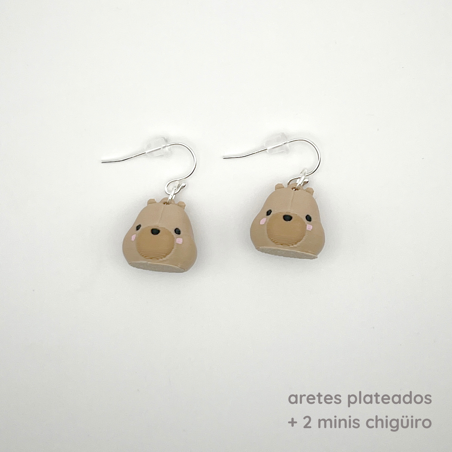 mini charm chigüiro
