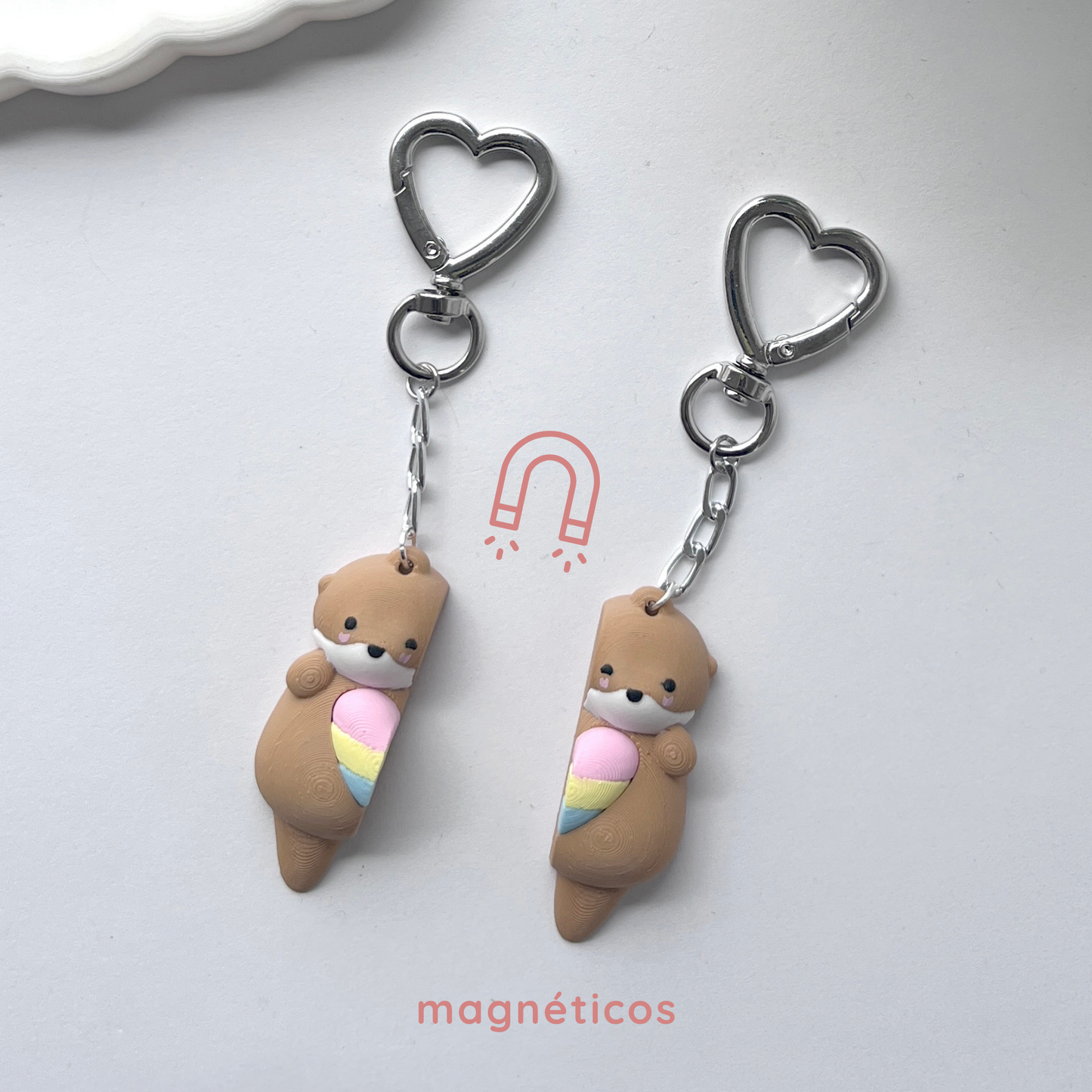 llavero nutria love is love