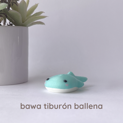 mascota bawa (tiburón ballena)
