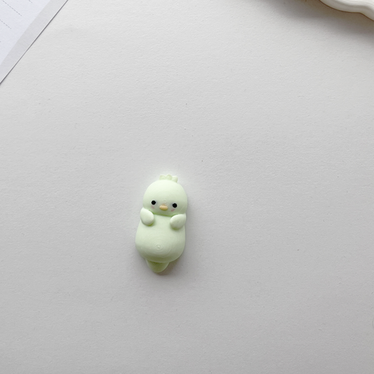sticky nika (lorito)