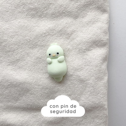 pin lorito