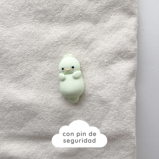 pin nika (lorito)