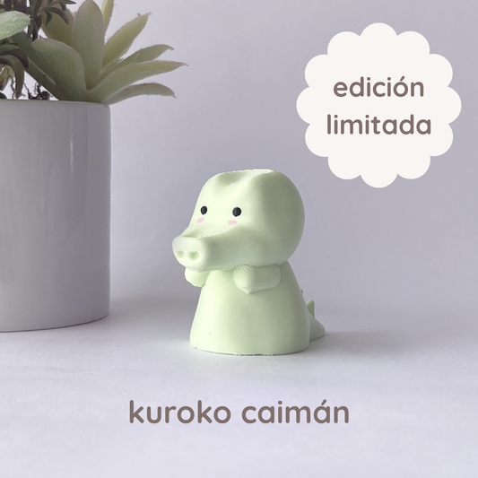 mascota kuroko (caimán)