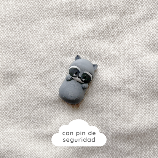 pin tanuki (mapache)