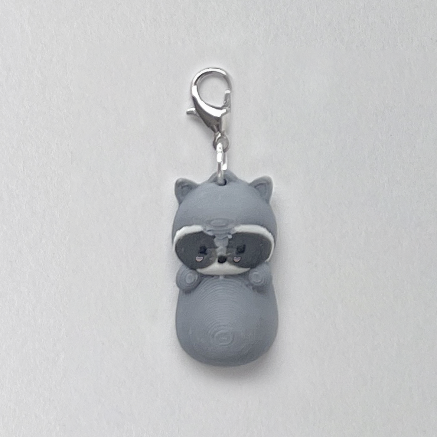 mini charm mapache