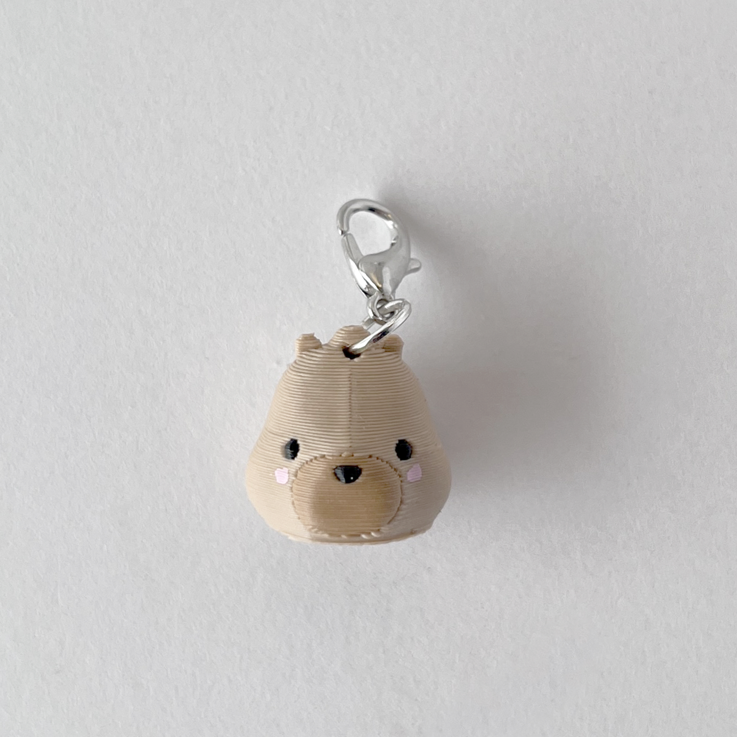 mini charm chigüiro