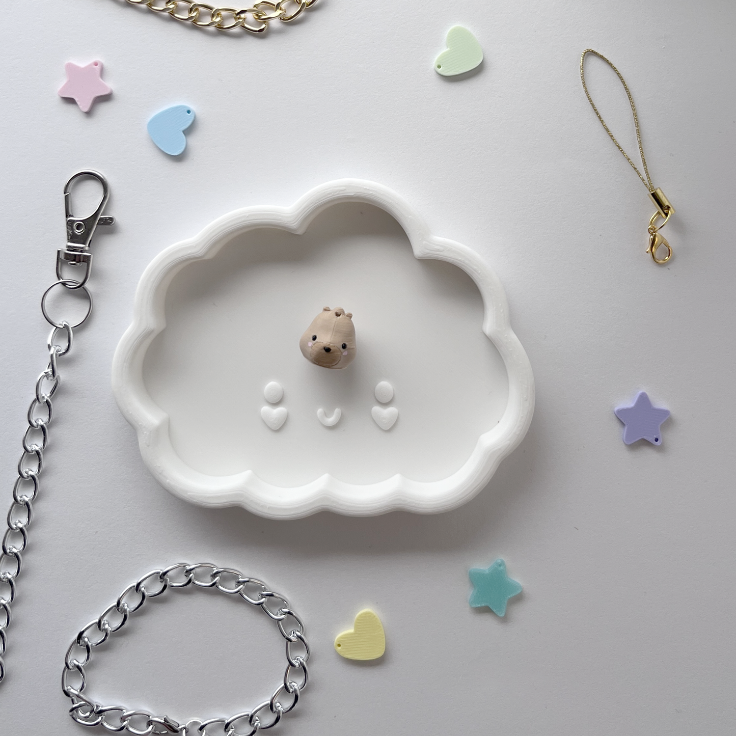 mini charm chigüiro